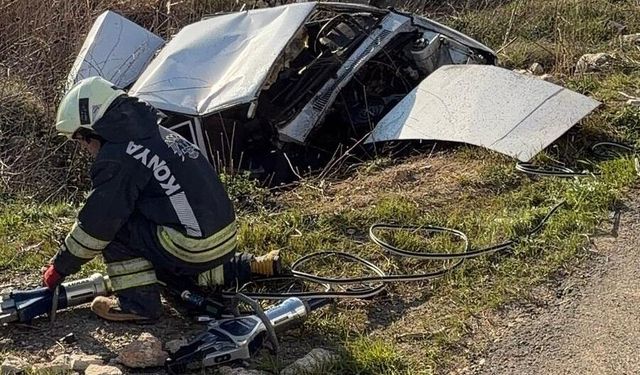 Kontrolden çıkan otomobil şarampole yuvarlandı: 2 yaralı