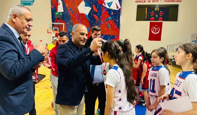 Küçükler Basketbol Grup Müsabakaları heyecan sona erdi
