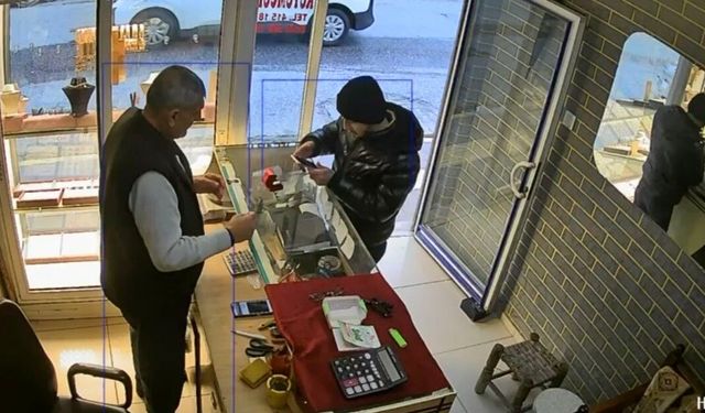 Mardin'de kuyumcuya müşteri gibi girip yüzük çalan hırsız tutuklandı