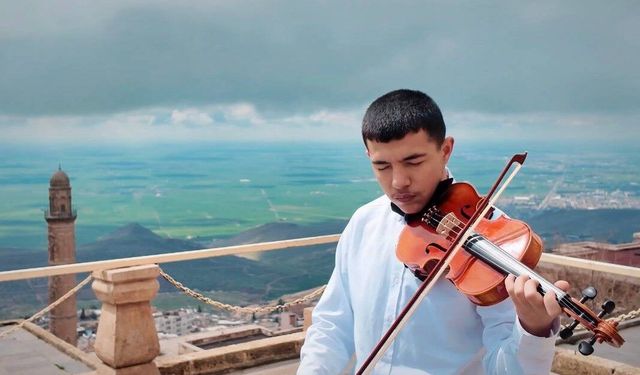 Mardin'de otizm farkındalığına anlamlı dokunuş