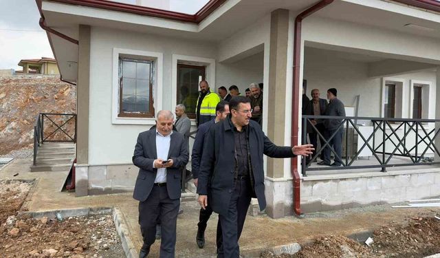 Milletvekili Bülent Tüfenkci deprem kontlarını inceledi