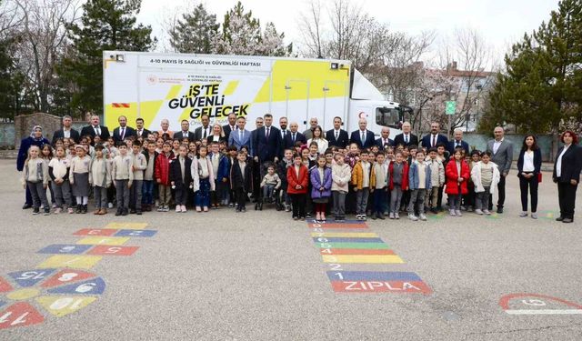 Miniklere 'Güvenli Gelecek' eğitimi