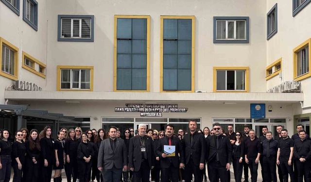 MTK Okulları'nda siyah giyerek şiddete sessiz kınama