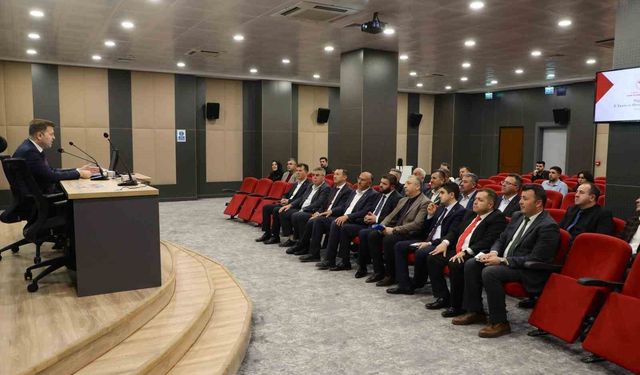 Niğde'de sanayilik patates üretimi masaya yatırıldı
