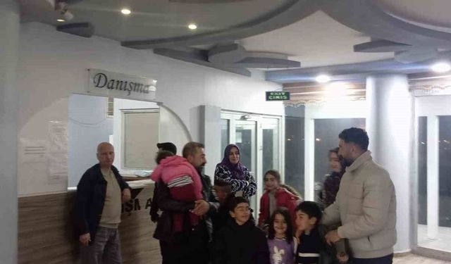 Patnos'ta depremin yaraları sarılıyor