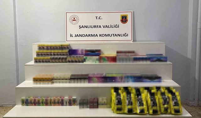 Şanlıurfa'da yol kontrolünde 8 bin 958 paket gümrük kaçağı sigara ele geçirildi