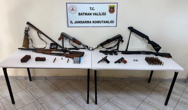 Sason'da kaçak silahlar ele geçirildi, 2 kişi tutuklandı
