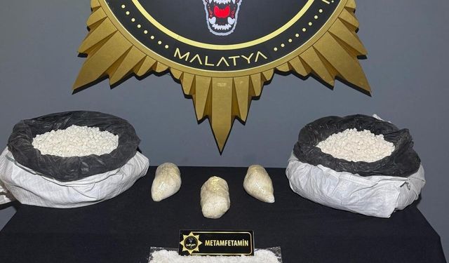 Şeker çuvallarından 3 kilo uyuşturucu çıktı