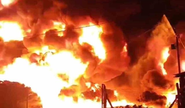 Sulama boruları alevlere teslim oldu