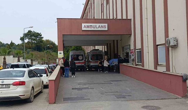 Tarlada görevlileri beklerken kalp krizi geçiren yaşlı adam hayatını kaybetti