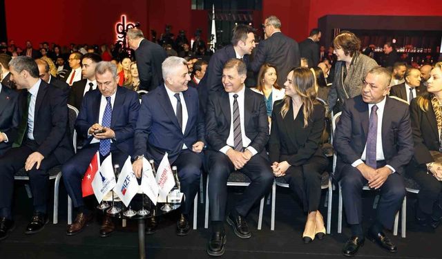 Ticaret Bakanı Ömer Bolat: 'İşlenmiş ürün ihracatında yüzde 65'lik hacmi teknoloji ile yüzde 90'lara çıkaracağız'