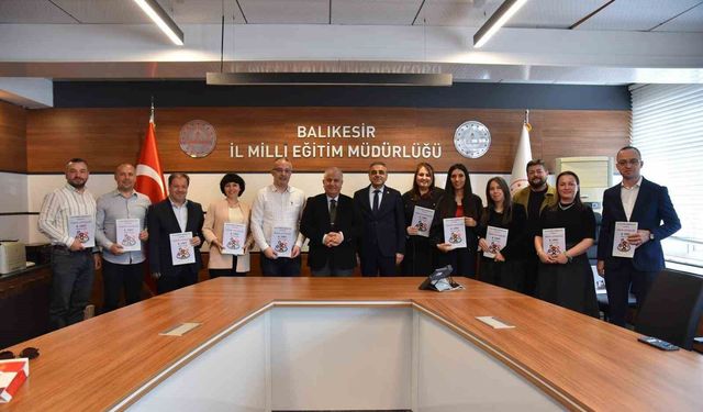 Trafik Güvenliği ders kitabı öğrencilerle buluştu