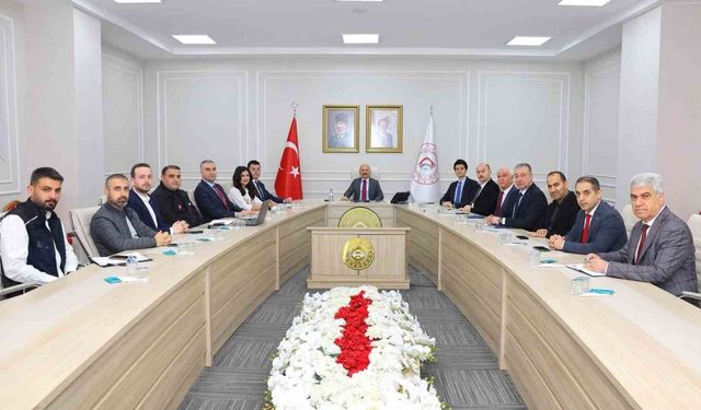 Vali Varol, haftalık koordinasyon toplantısı gerçekleştirdi