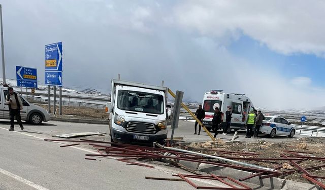 Van'da trafik kazası: 2 yaralı