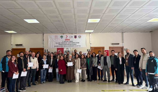 Zonguldak'ta yeni UMKE gönüllüleri yetiştirildi