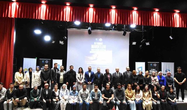 '15 Temmuz Manşetleri Gazetecilik Atölyesi' Atatürk Üniversitesinde başladı