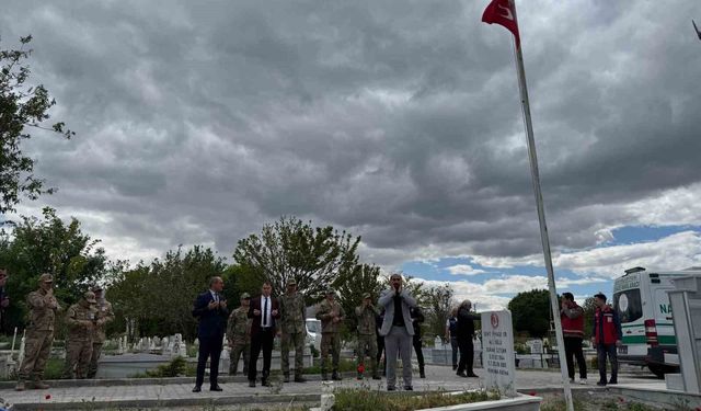56 yıl sonra bulunan şehit mezarı memleketine taşındı