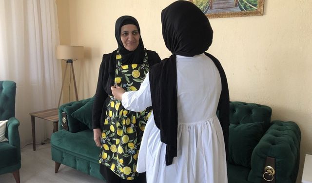 Ağrı'da 'Maarifin Kalbinde Marifetli Gençlik' etkinliklerinde Anneler Günü sürprizi
