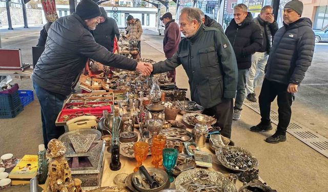 Antikacılar yine Talas'ta buluşuyor