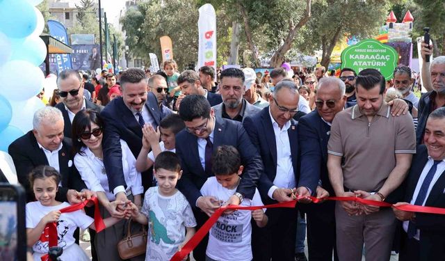 Arsuz'da Atatürk Parkı'nın açılışı gerçekleştirildi