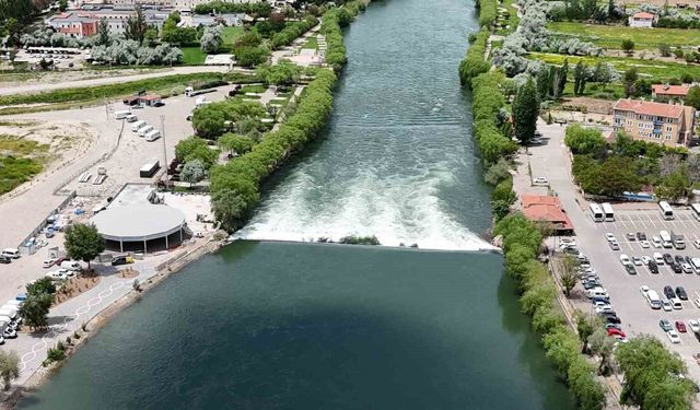 Aşırı yağışlar nedeniyle su seviyesi yükselen Kızılırmak dron ile görüntülendi