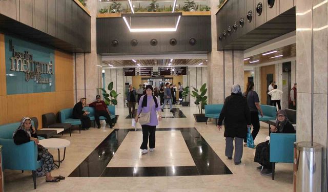 Aydın Şehir Hastanesi tam kapasite hizmet vermeye başladı