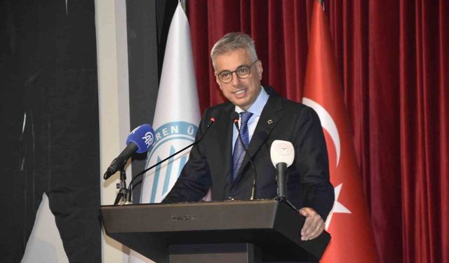 Bakan Memişoğlu: 'Sağlıkta insan gücümüz en büyük şansımız'