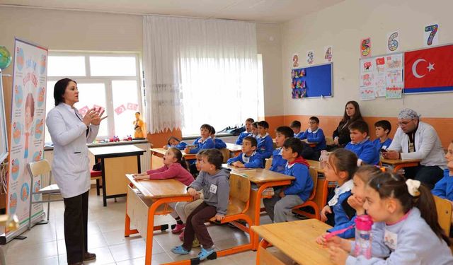 Bayburt'ta öğrencilere sağlık bilinci kazandırılıyor