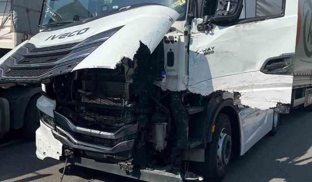 Bilecik'te iki tır çarpıştı: 1 yaralı