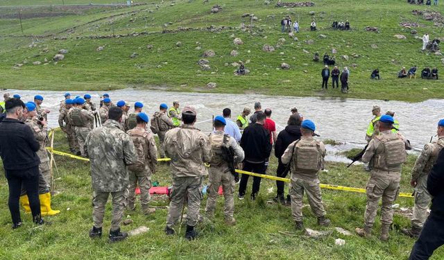 Bingöl'de kayıp emekli öğretmen derede ölü bulundu