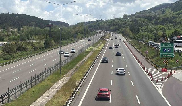 Bolu geçişinde bayram trafiği akıcı seyrediyor