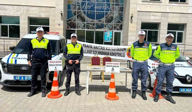 Bulanık'ta trafik haftası kapsamında farkındalık etkinlikleri düzenlendi