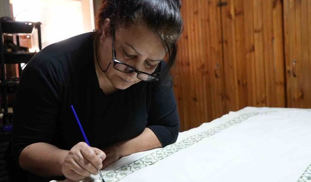 Çocukları için memurluğu bıraktı, kursta tanıştığı sanatla şimdi kadınlara umut oluyor