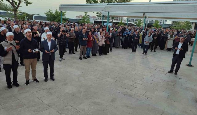 Denizli'den 201 hacı adayı kutsal topraklara uğurlandı
