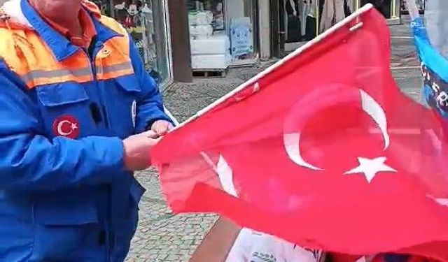 Edirne'de 1 Mayıs sonrası Türk bayraklarının çöpe atılmasına tepki