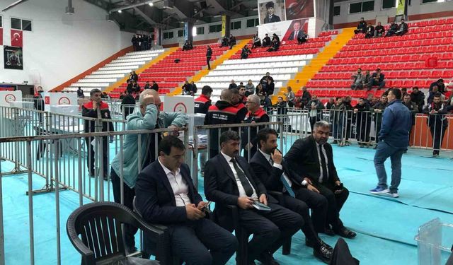 Eren Alp bin 478 oyla yeniden başkan seçildi