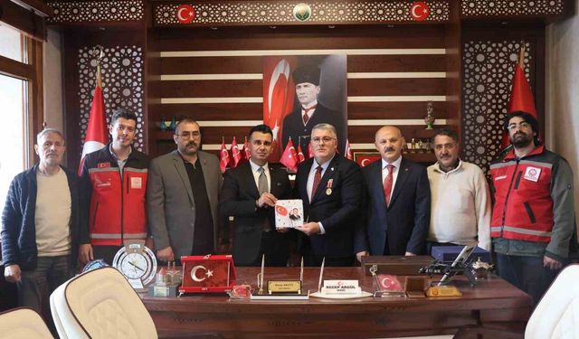 Erzurum'da kahramanlara vefa: 'Zaman durmaz, kahramanlar unutulmaz'