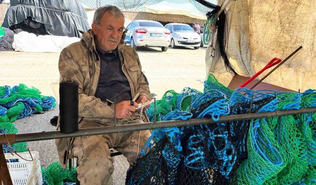Fatsa'da 58 yıllık balıkçı mesleğinin başında