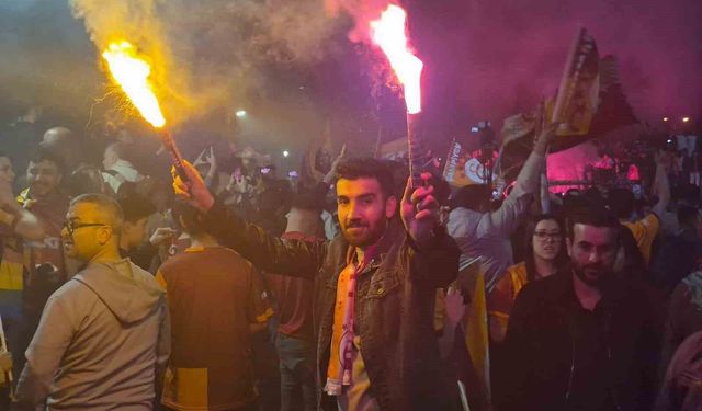 Galatasaray'ın şampiyonluğu Ankara'da zurna ve halaylar eşliğinde kutlandı