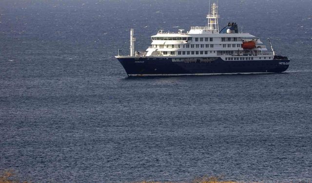 Hantavirüsü salgının yaşandığı gemi Kanarya Adaları'na ulaştı
