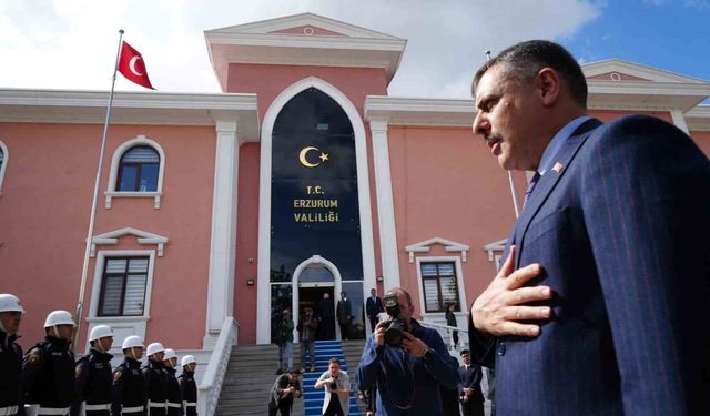 İçişleri Bakanı Çiftçi Erzurum Valiliği'nde il yöneticileri ile bir araya geldi