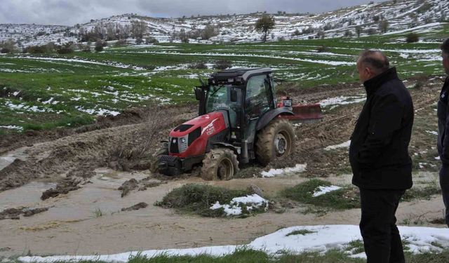 Isparta'da yaylada mahsur kalan çobanlar 30 saat sonra kurtarıldı
