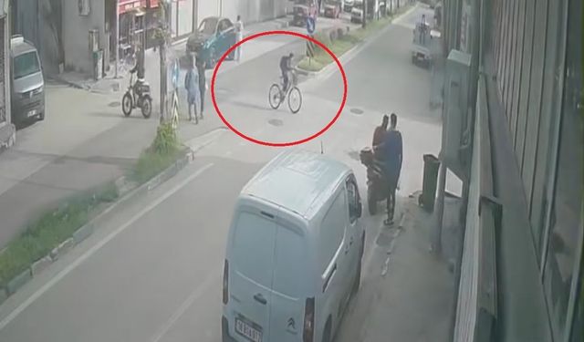 Kararsız bisikletli kazayı getirdi...Ne tarafa gideceğini şaşırınca motosikletliyle çarpıştı