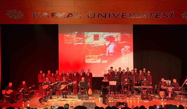 Kars'ta kadim ezgilerin yankısı: 'Aheng-i Nefes Topluluğu'ndan unutulmaz gece