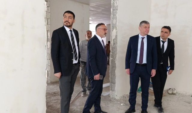 Kars'ta kütüphane yatırımları yerinde incelendi