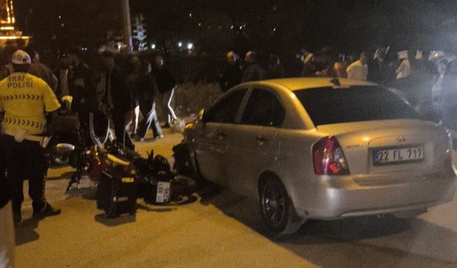 Keşan'da otomobil ile çarpışan motosiklette 2 kişi yaralandı
