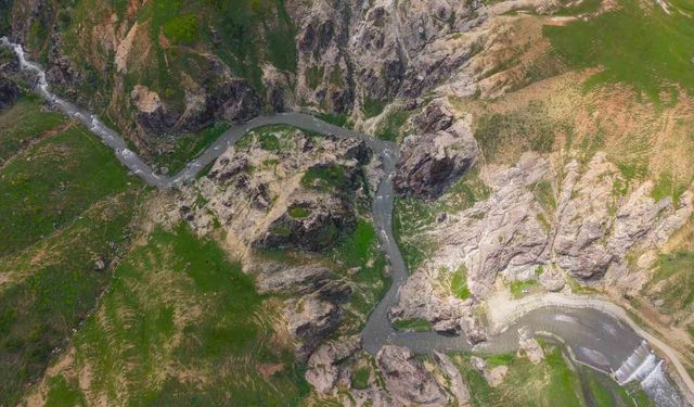 Muş'un saklı cenneti Kızılağaç Kanyonu doğaseverleri bekliyor