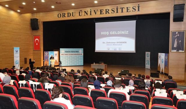 ODÜ'de 'Türkiye Yüzyılı'nda Genç Temsili ve Karar Mekanizmaları' konferansı