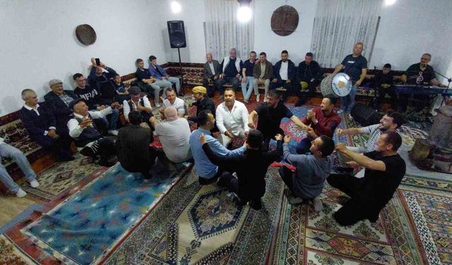 Osmanlı döneminden kalma geleneksel oyunlar yüzleri güldürdü