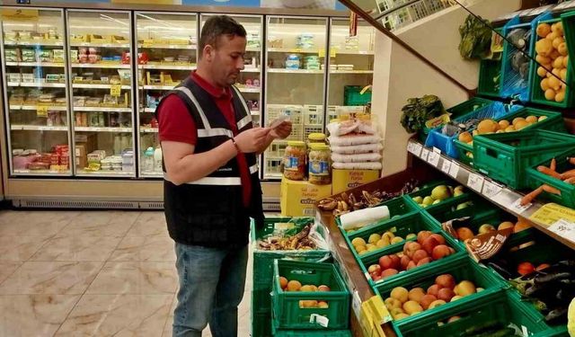 Siirt'te bayram öncesi denetimler artırıldı fiyat ve etiketler tek tek incelendi